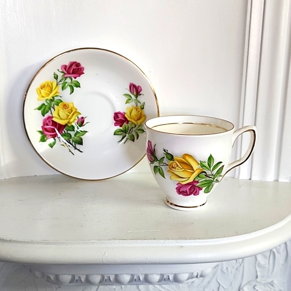 Duchess Bone China England Tea cup & Saucer porcelain 